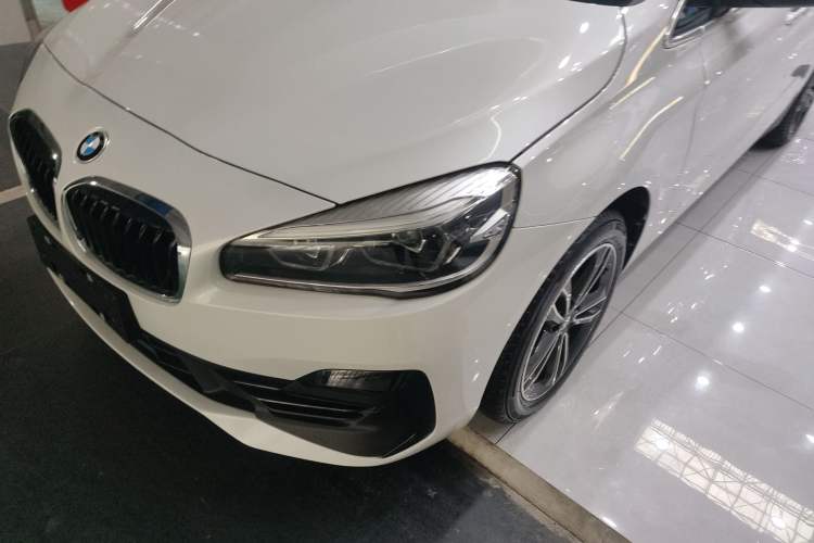 Used BMW 2 Series Gran Tourer 2019 220i Luxury Sports Package Left Front Headlight