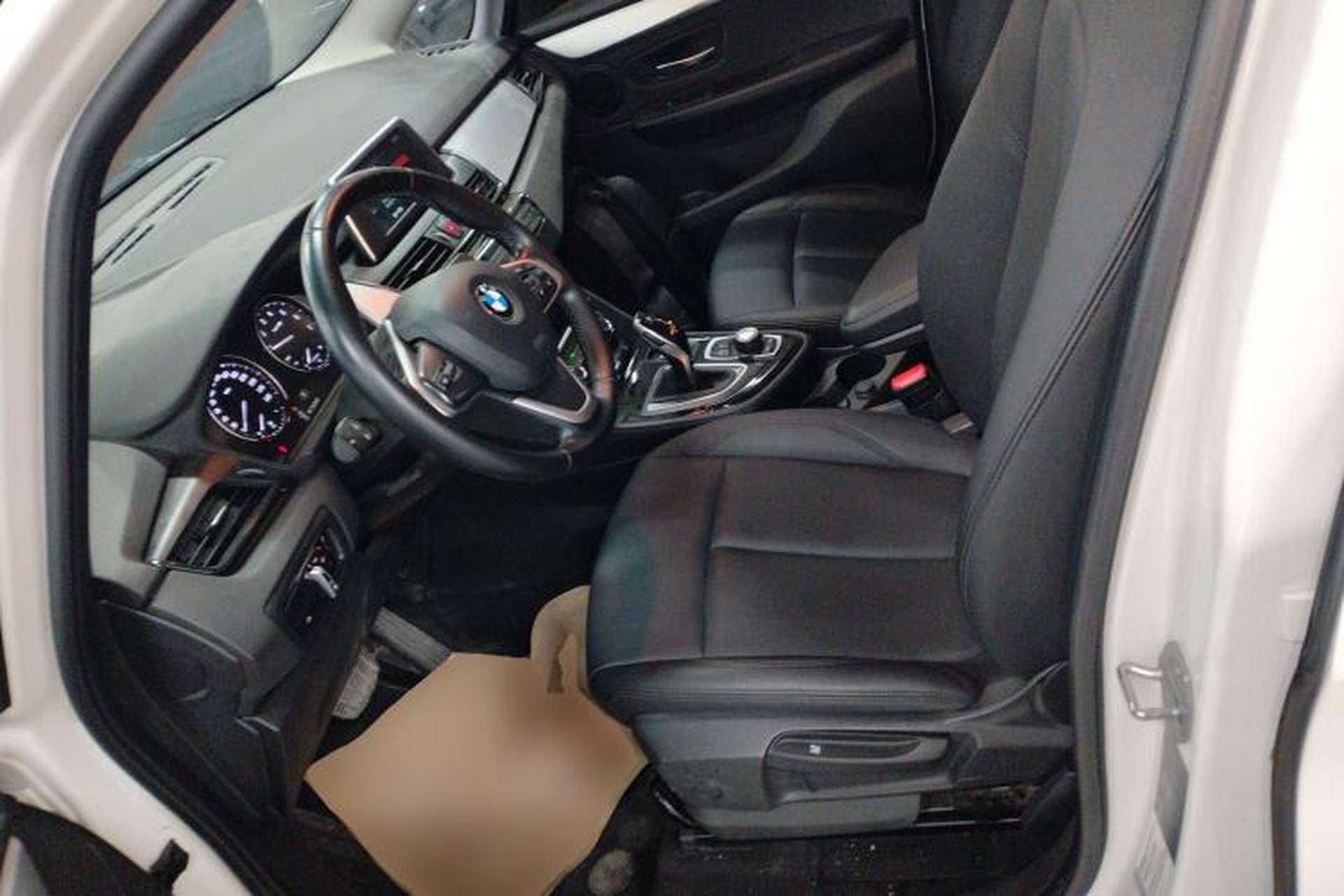Used BMW 2 Series Gran Tourer 2019 220i Leading Model Left Front Seat