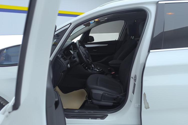Used BMW 2 Series Gran Tourer 2019 220i Leading Model Left Front Seat