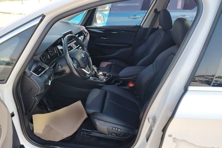 Used BMW 2 Series Gran Tourer 2019 220i Luxury Sports Package Left Front Seat