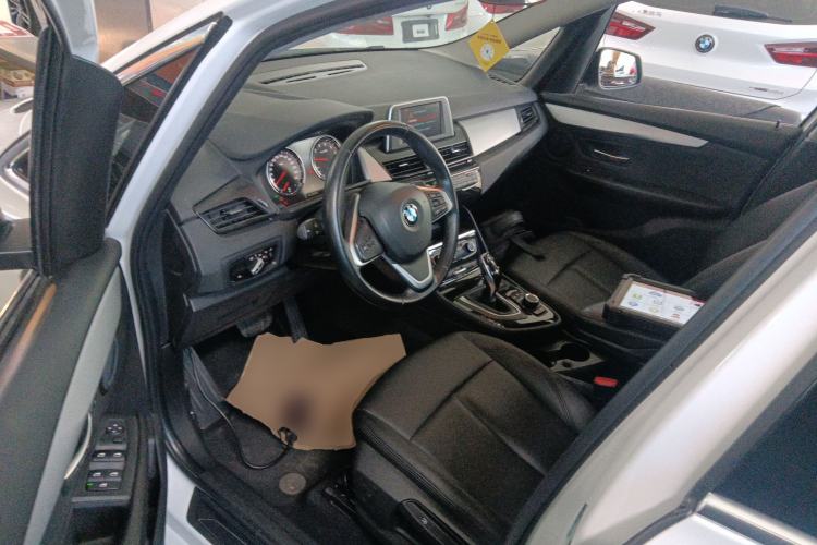Used BMW 2 Series Gran Tourer 2019 220i Leading Model Left Front Seat