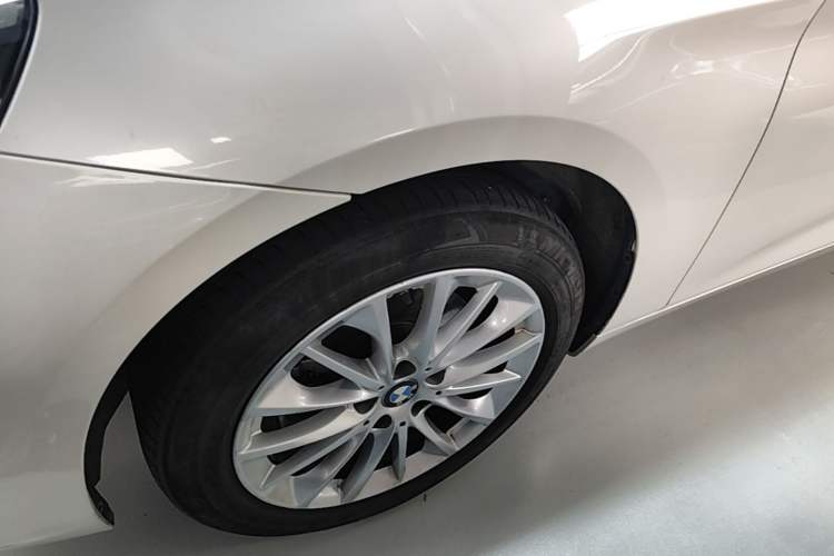 Used BMW 2 Series Gran Tourer 2019 220i Leading Model Left Front Wheel Hub