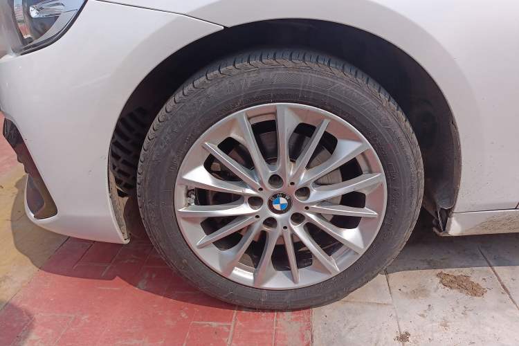 Used BMW 2 Series Gran Tourer 2019 220i Leading Model Left Front Wheel Hub