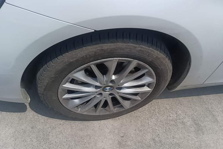 Used BMW 2 Series Gran Tourer 2019 220i Leading Model Left Front Wheel Hub