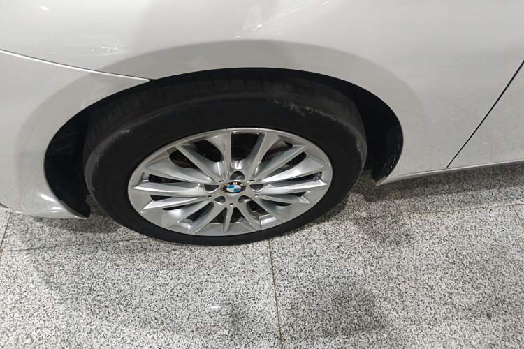 Used BMW 2 Series Gran Tourer 2019 220i Leading Model Left Front Wheel Hub