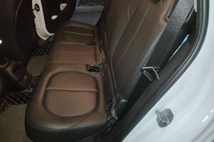 Used BMW 2 Series Gran Tourer 2019 220i Luxury Sports Package Left Rear Seat