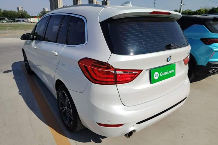 Used BMW 2 Series Gran Tourer 2019 220i Luxury Sports Package Rear Left 45 Deg