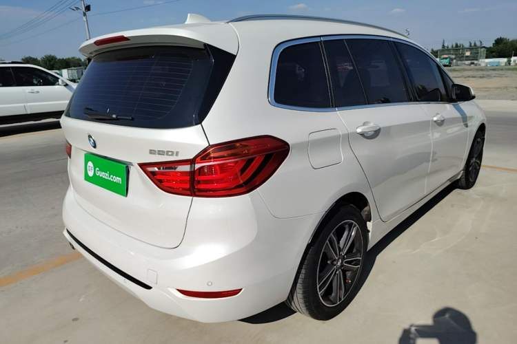 Used BMW 2 Series Gran Tourer 2019 220i Luxury Sports Package Rear Right 45 Deg