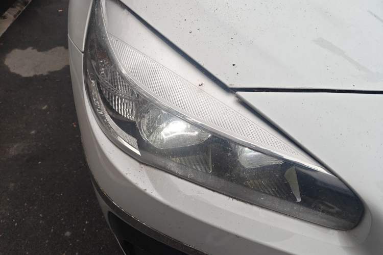 Used BMW 2 Series Gran Tourer 2019 220i Leading Model Right Front Headlight