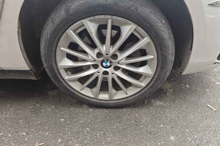 Used BMW 2 Series Gran Tourer 2019 220i Leading Model Right Front Wheel Hub