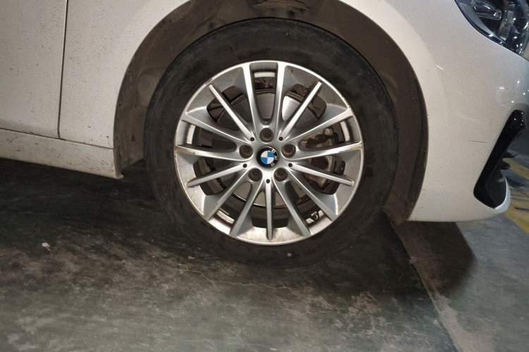 Used BMW 2 Series Gran Tourer 2019 220i Leading Model Right Front Wheel Hub