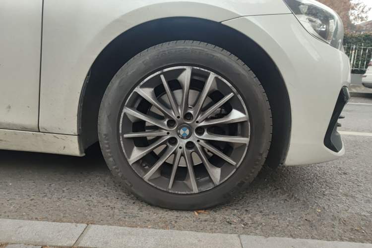 Used BMW 2 Series Gran Tourer 2019 220i Leading Model Right Front Wheel Hub