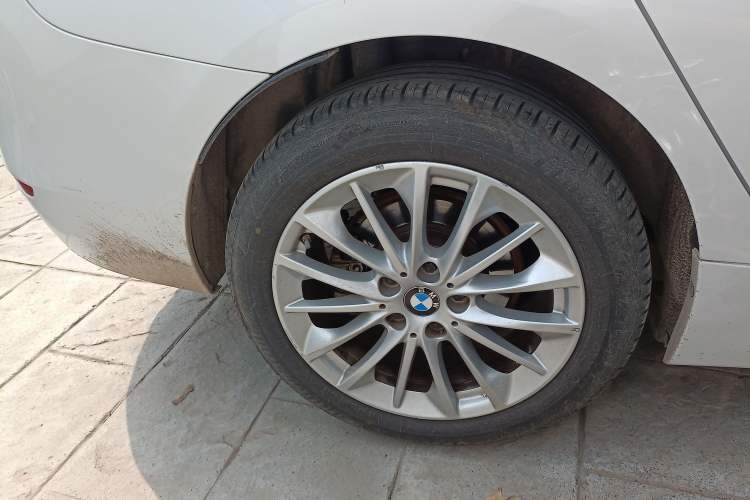Used BMW 2 Series Gran Tourer 2019 220i Leading Model Right Rear Wheel Hub