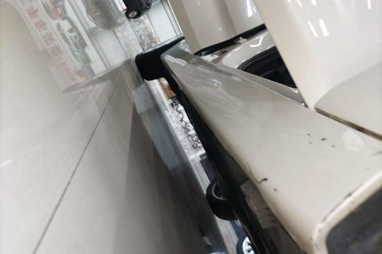 Used BMW 2 Series Gran Tourer 2019 220i Leading Model Right Side Sill