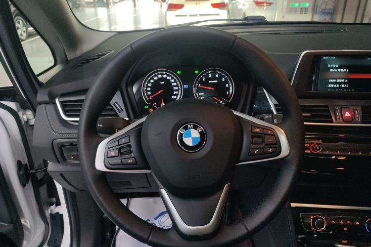 Used BMW 2 Series Gran Tourer 2019 220i Luxury Sports Package Steering Wheel