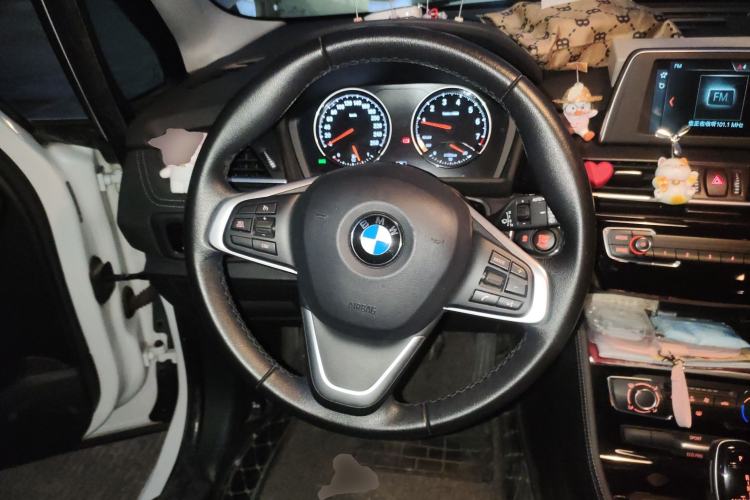 Used BMW 2 Series Gran Tourer 2019 220i Luxury Sports Package Steering Wheel