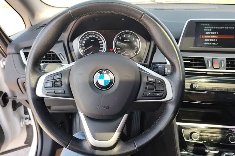 Used BMW 2 Series Gran Tourer 2019 220i Luxury Sports Package Steering Wheel