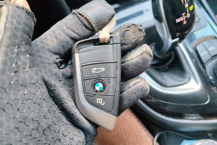 Used BMW 2 Series Gran Tourer 2019 220i Leading Model Vehicle Key