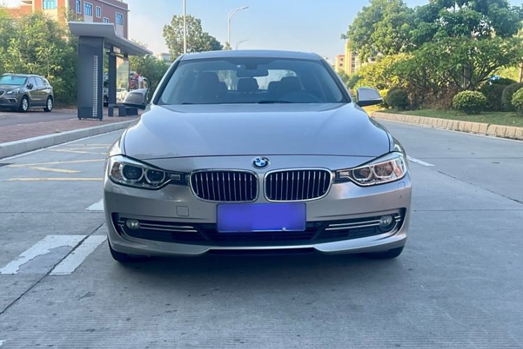 Used BMW 3 Series 2015 320Li Luxury Design Package Exterior 1