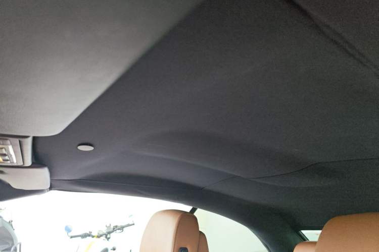 Used BMW 3 Series 2011 320i Convertible Coupe Headliner