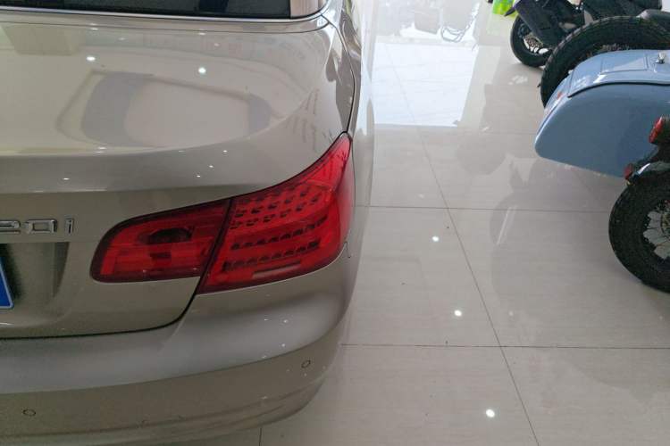 Used BMW 3 Series 2011 320i Convertible Coupe Right Rear Taillight