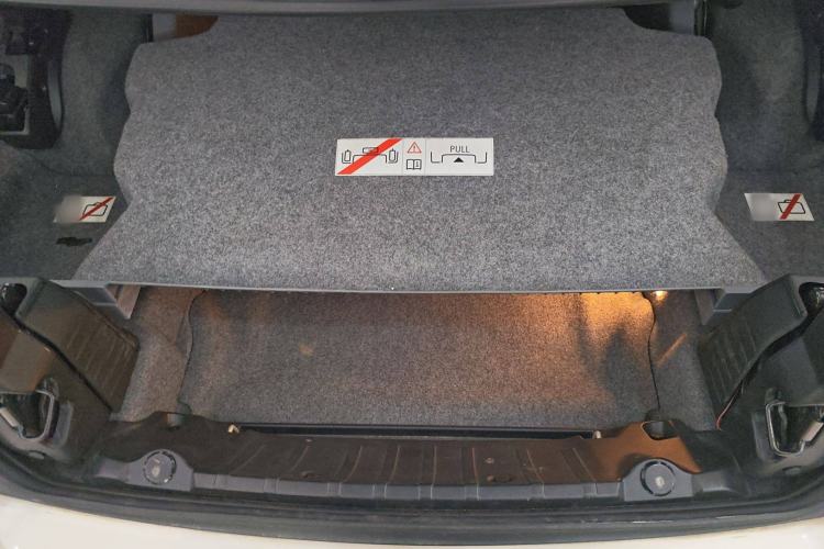 Used BMW 3 Series 2011 320i Convertible Coupe Trunk