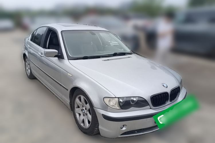 Used BMW 3 Series 2004 325i Front Right 45 Deg