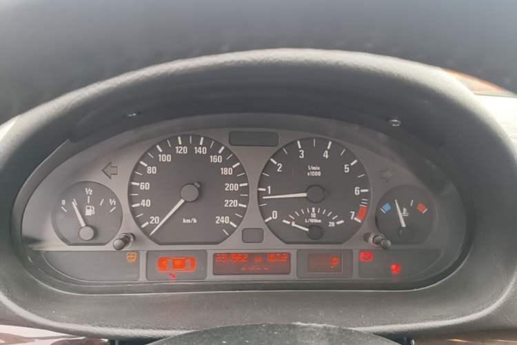 Used BMW 3 Series 2004 325i Instrument Cluster