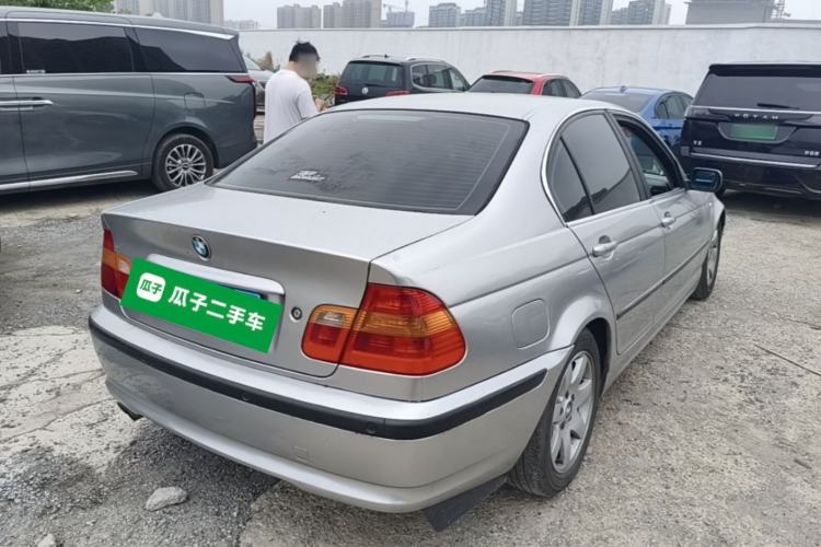 Used BMW 3 Series 2004 325i Rear Right 45 Deg