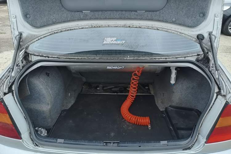 Used BMW 3 Series 2004 325i Trunk
