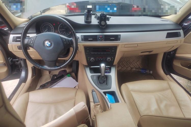Used BMW 3 Series 2005 320i Fashion Model Center Console