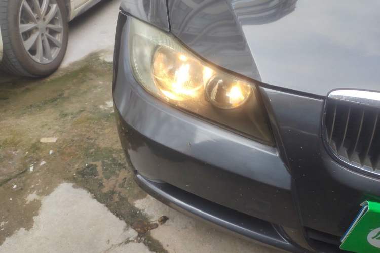 Used BMW 3 Series 2005 320i Fashion Model Right Front Headlight