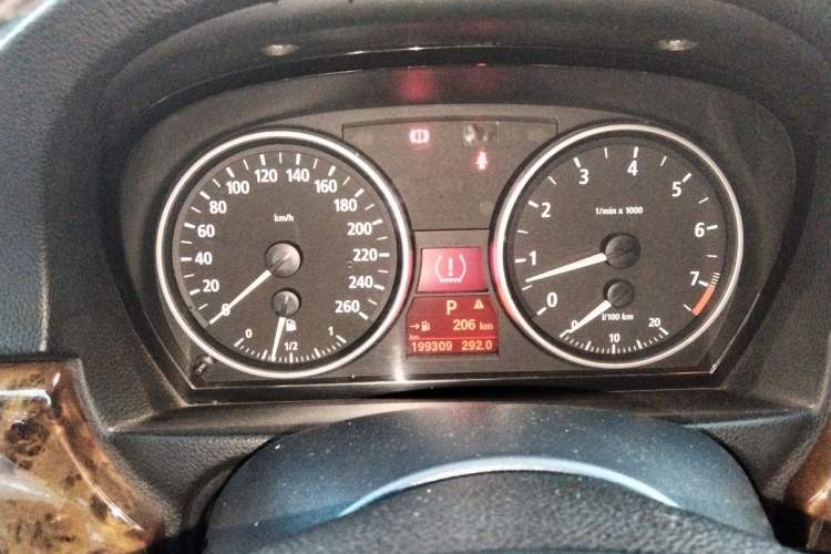 Used BMW 3 Series 2005 330i Instrument Cluster