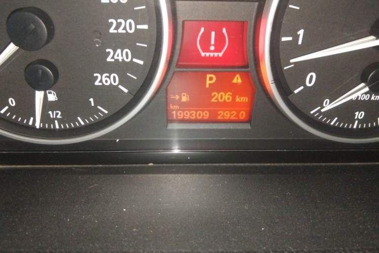 Used BMW 3 Series 2005 330i Odometer Close Up