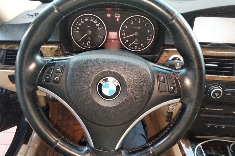 Used BMW 3 Series 2005 330i Steering Wheel