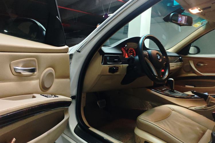 Used BMW 3 Series 2005 325i Sport Edition Driver Seat