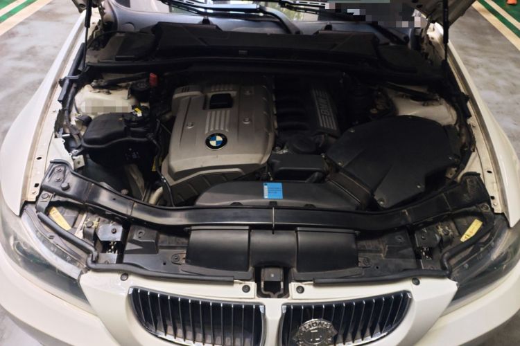 Used BMW 3 Series 2005 325i Sport Edition Engine Bay