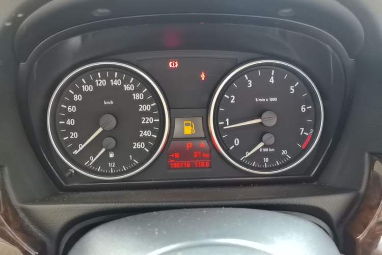 Used BMW 3 Series 2005 325i Leading Model Instrument Cluster