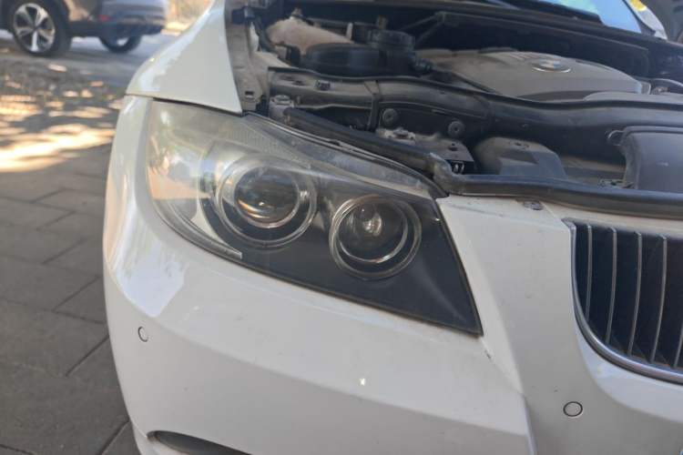 Used BMW 3 Series 2005 325i Sport Edition Right Front Headlight