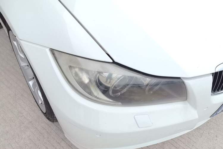 Used BMW 3 Series 2005 325i Leading Model Right Front Headlight
