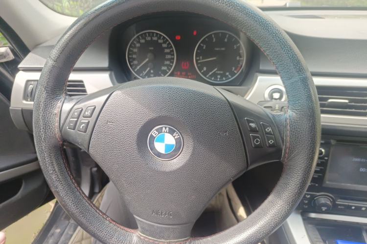Used BMW 3 Series 2006 320i Elegant Edition Steering Wheel
