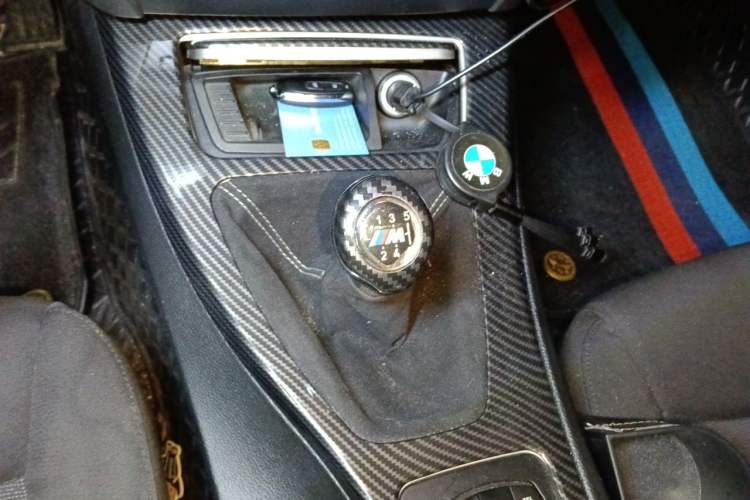 Used BMW 3 Series 2006 320i Elegant Edition Gear Lever