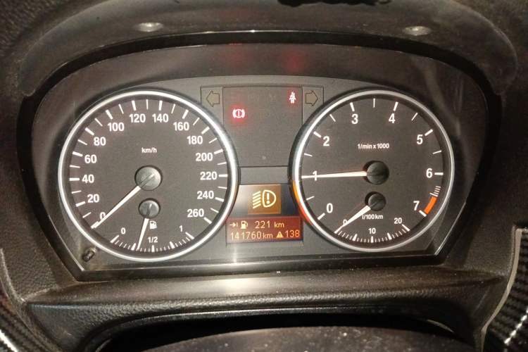 Used BMW 3 Series 2006 320i Elegant Edition Instrument Cluster