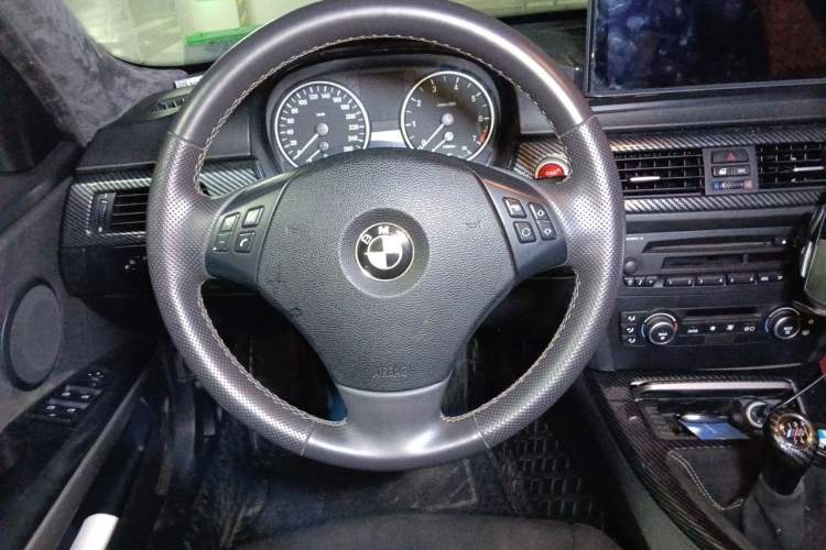 Used BMW 3 Series 2006 320i Elegant Edition Steering Wheel