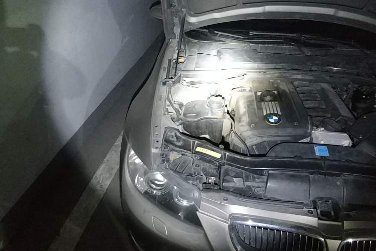 Used BMW 3 Series 2007 325i Convertible Coupe Engine Bay Right