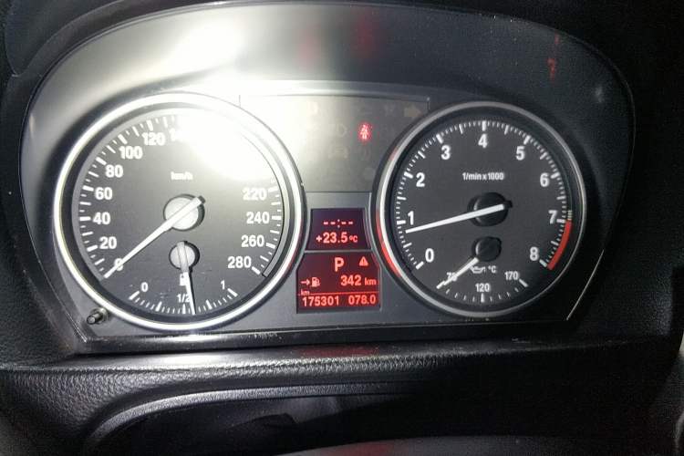 Used BMW 3 Series 2007 325i Convertible Coupe Instrument Cluster