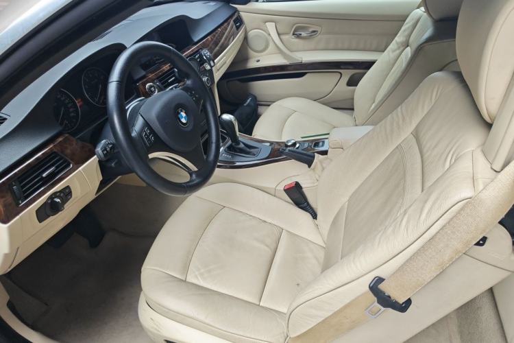 Used BMW 3 Series 2007 330i Convertible Coupe Left Front Seat