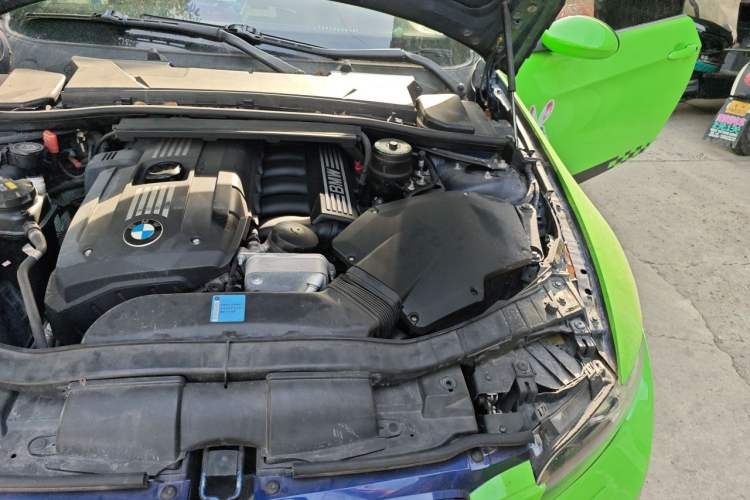 Used BMW 3 Series 2007 335i Convertible (Imported) Engine Bay Left