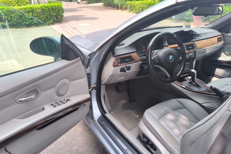 Used BMW 3 Series 2008 330i two-door coupe Driver Seat