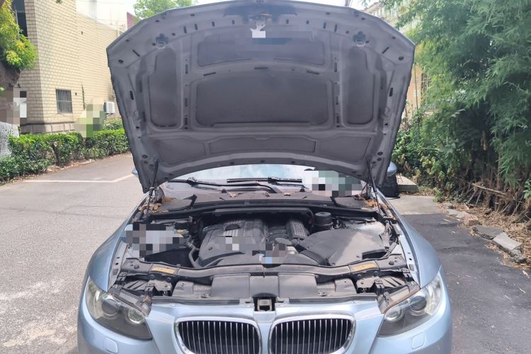 Used BMW 3 Series 2008 330i two-door coupe Engine Bay